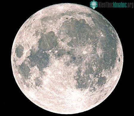 Mặt trăng có nhiều nước hơn chúng ta tưởng ảnh 0