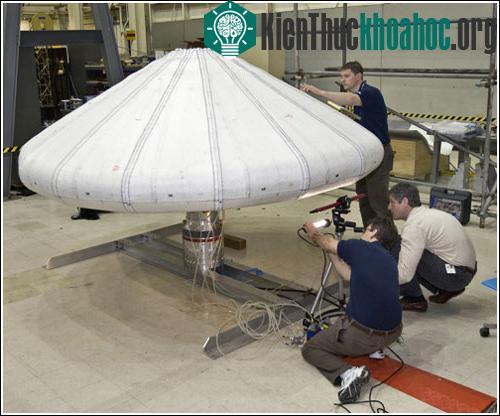 NASA thử nghiệm thành công chụp cách nhiệt tàu vũ trụ dạng khí ảnh 0