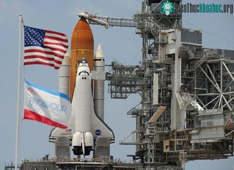 NASA hoãn phóng tàu con thoi vào phút chót ảnh 0