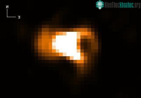 Hubble chụp ảnh vụ nổ sao hình củ lạc ảnh 0