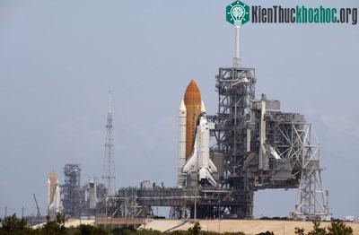 Ngày 11.5: Bắt đầu sứ mệnh sửa chữa kính Hubble ảnh 0