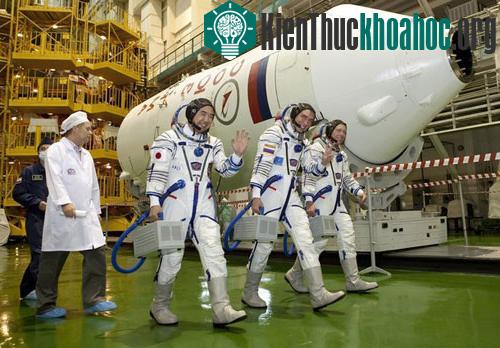 Tàu vũ trụ Soyuz TMA-02M chuẩn bị cất cánh