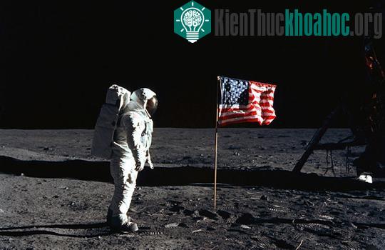 Mỹ muốn khám phá phần khuất của Mặt trăng ảnh 1