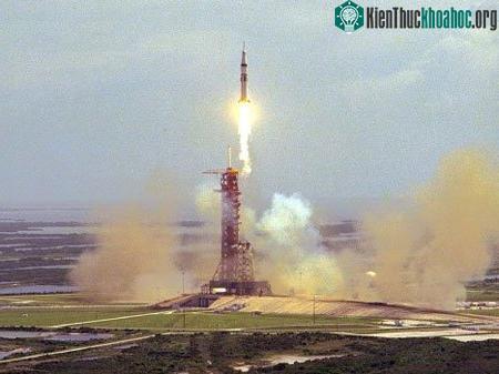 Hình ảnh về ngày Apollo - Soyuz gặp nhau trên quỹ đạo ảnh 1