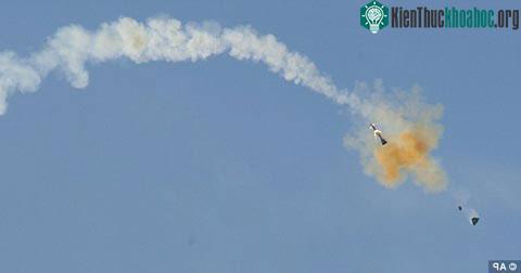 NASA thử nghiệm khoang thoát hiểm trên tàu vũ trụ ảnh 1