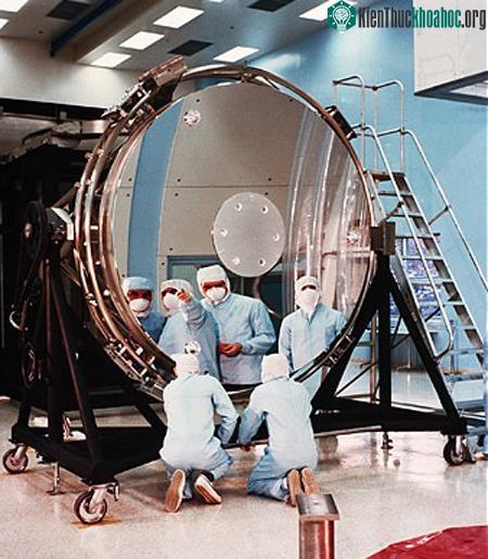 Kính viễn vọng không gian lớn nhất hành tinh ảnh 1