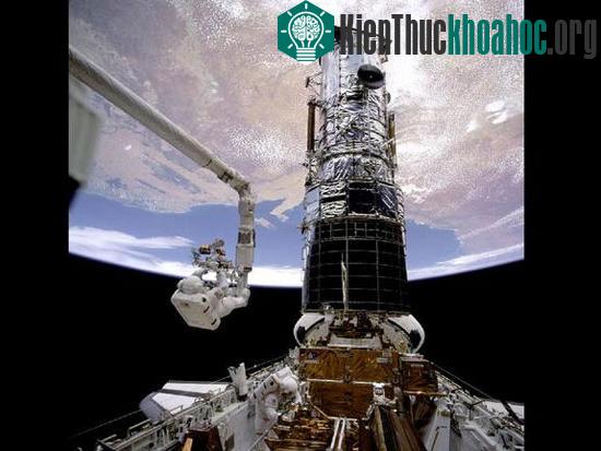 NASA cho phóng tàu con thoi Endeavour vào ngày 2/12/1993