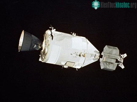 Hình ảnh về ngày Apollo - Soyuz gặp nhau trên quỹ đạo ảnh 15