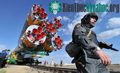 Tàu vũ trụ Soyuz TMA-02M chuẩn bị cất cánh