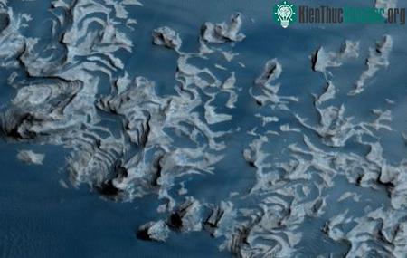 Những hình thù lạ trên sao Hỏa ảnh 2