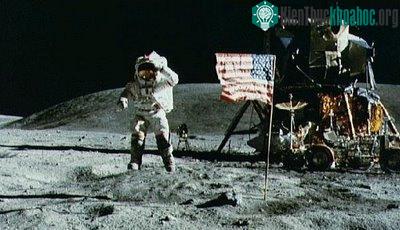 NASA đưa người lên Mặt trăng ở Hollywood? ảnh 2