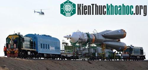 Tàu vũ trụ Soyuz TMA-02M chuẩn bị cất cánh