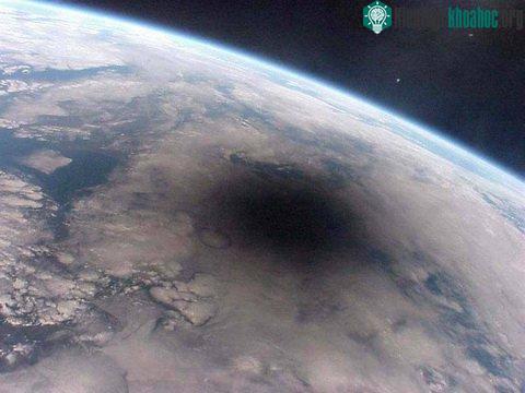 Câu chuyện về 10 bức ảnh không gian đẹp nhất ảnh 3