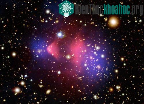 Đám bụi khí Bullet Cluster 1E0657-558