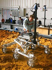 NASA hoãn sứ mệnh thăm dò sao Hỏa ảnh 1