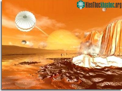 Titan có nhiều dầu hỏa hơn Trái Đất ảnh 1