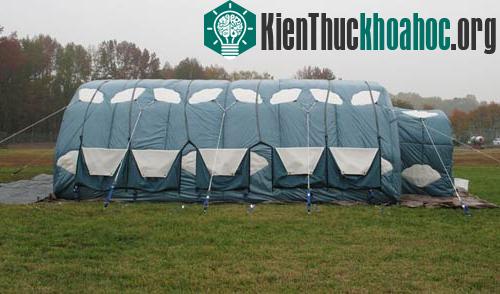 Thử nghiệm lều gấp đặc biệt dùng trên mặt trăng ảnh 1