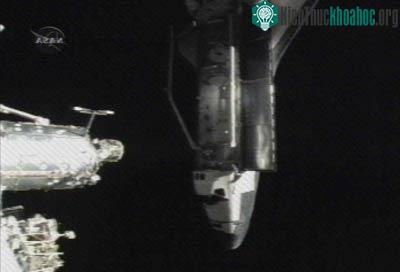 Discovery vào Trạm Vũ trụ Quốc tế ảnh 1
