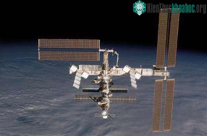 NASA: ISS đang rơi ảnh 1