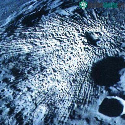NASA: “Oanh tạc” Mặt trăng năm 2008 ảnh 2