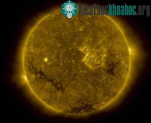 Những hình ảnh mới nhất của Mặt Trời ảnh 4