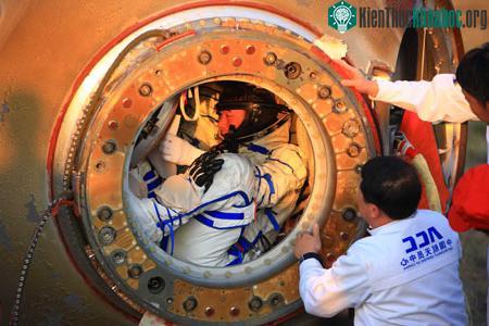 Hành trình người Trung Quốc bước ra ngoài vũ trụ ảnh 9