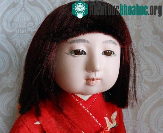Búp bê mọc tóc Okiku