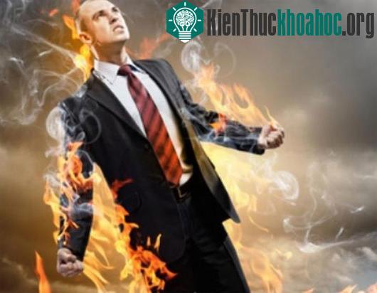 Đến nay đã có 200 trường hợp trên thế giới được tin là tự bốc cháy, nhưng hiện tượng này không có cơ sở khoa học đáng tin cậy.