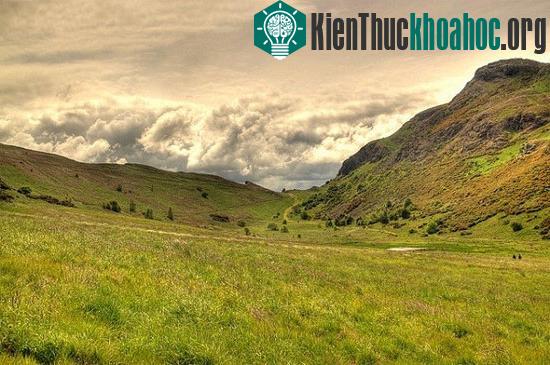 Đồi Arthur's Seat - vùng đất truyền thuyết về vua Arthur nổi danh