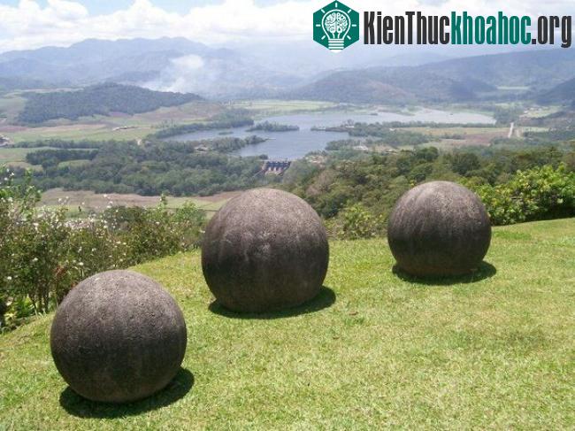 Những khối cầu khiến các nhà khoa học "điên đầu"