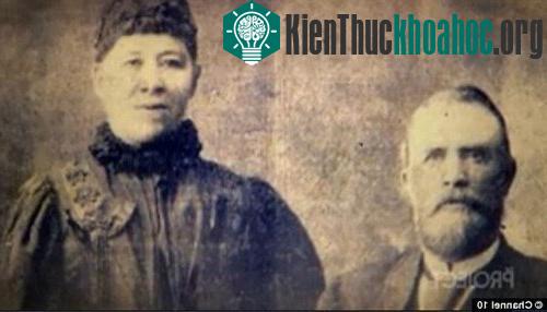 Christopher và Elizabeth Crawley, những người chủ đầu tiên của Monte Cristo, được cho là vẫn “ám” ngôi nhà này sau khi qua đời