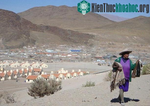 Ngôi làng của những "dị nhân" ăn được chất kịch độc