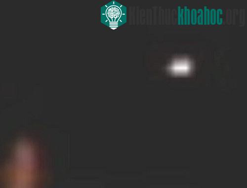 UFO do cảnh sát Ba Lan chụp lại. (Ảnh: Mirror).