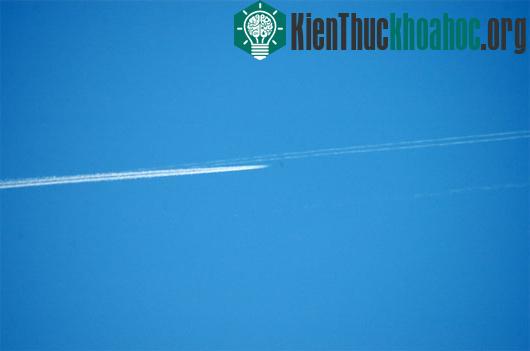 Nghi ngờ UFO bay trên bầu trời Texas