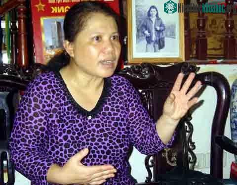 TS Nguyễn Ánh Hồng: Lâu nay, người ta vẫn nhầm tưởng việc sinh con trai vào ngày mùng 1 (âm lịch), con gái sinh vào ngày rằm (ngày 15 âm lịch) đều "khó nuôi", tính khí khác người.