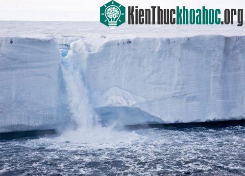 Nhà tiên tri Vanga dự đoán về thảm họa năm 2014