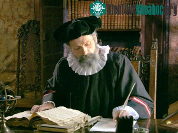 Nhà tiên tri Nostradamus.