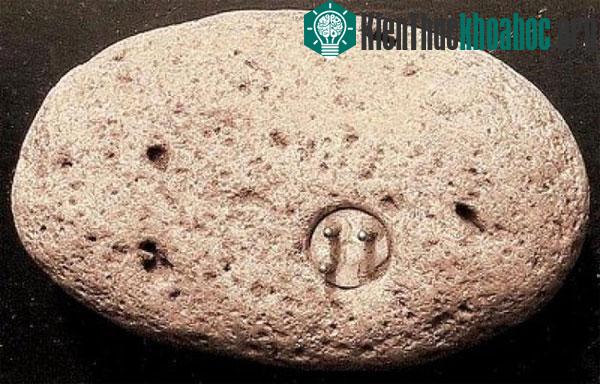 10 đồ vật nghi liên quan tới người ngoài hành tinh