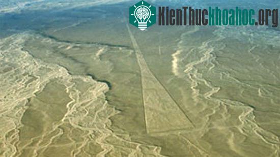 Đường nét Nasca nhìn từ trên cao