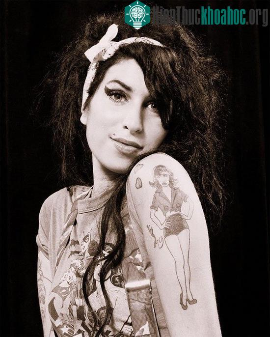 Amy Winehouse - nữ nghệ sĩ gia nhập Club 27 gần đây nhất.