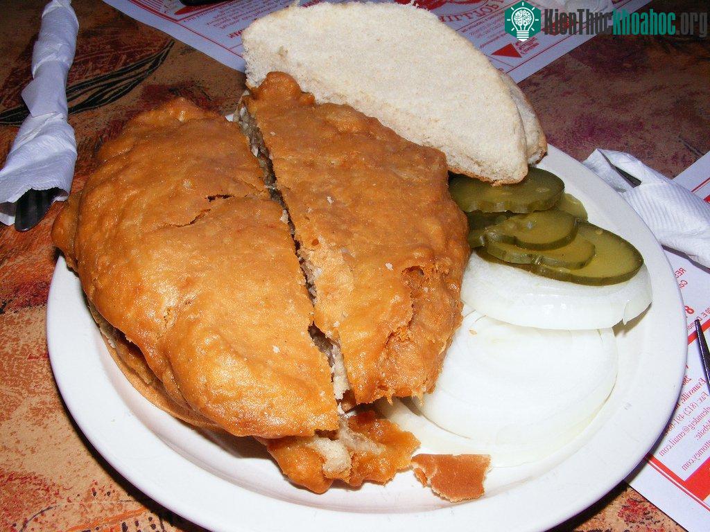 Sandwich "kẹp" óc bò