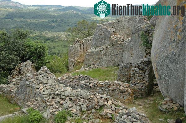 Bí ẩn kinh ngạc của vương quốc đá Đại Zimbabwe