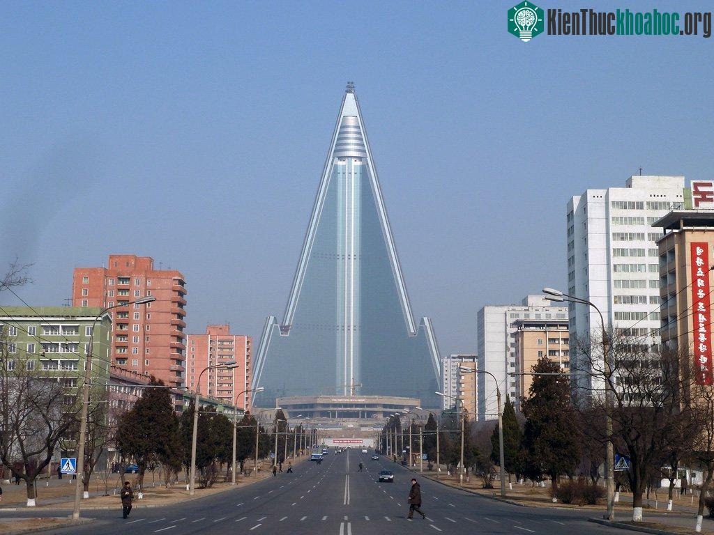 Khách sạn Ryugyong ở Triều Tiên