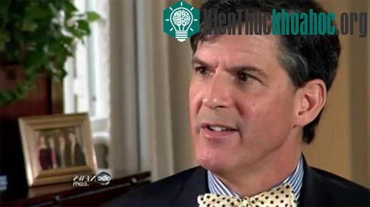 Bác sĩ giải phẫu thần kinh Eben Alexander kể lại câu chuyện của mình