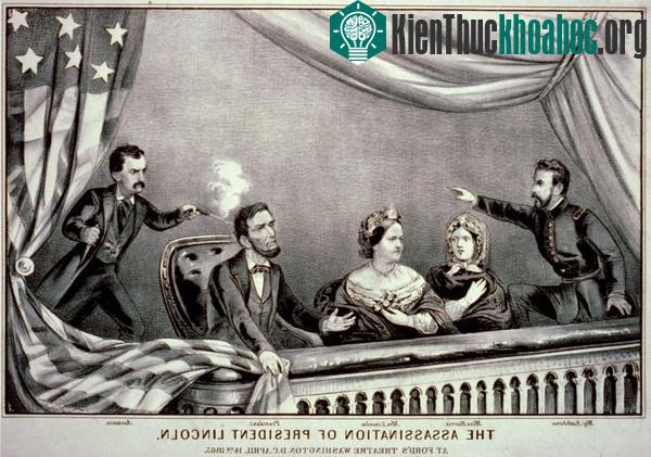 Bí ẩn đằng sau hiện tượng "chị em sinh đôi khác cha khác mẹ"