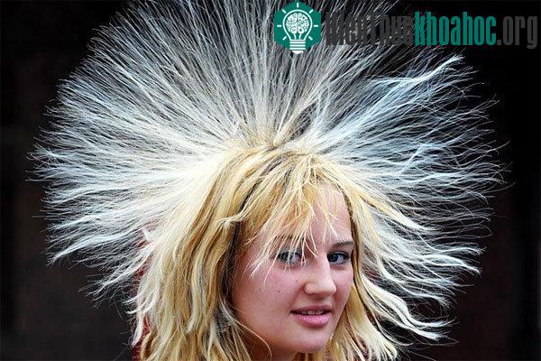 Ion ảnh hưởng tích cực hoặc tiêu cực đến tâm trạng con người