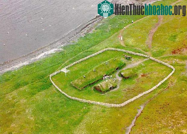 Di chỉ khảo cổ L'Anse aux Meadows - Canada