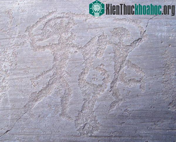 Các hình khắc trên đá ở Valcamonia - Italy