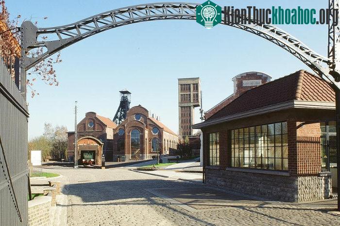 Khu mỏ chính ở Wallonia, vương quốc Bỉ