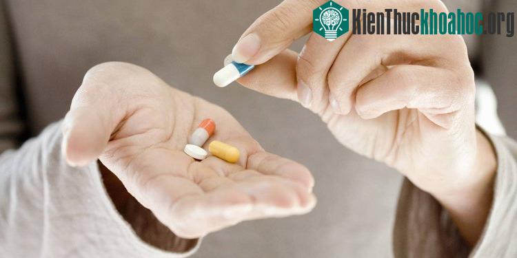 Thuốc này có tác dụng tại chỗ trong đường tiêu hóa trên để kích thích bài tiết dịch ruột và hỗ trợ chức năng đường ruột.